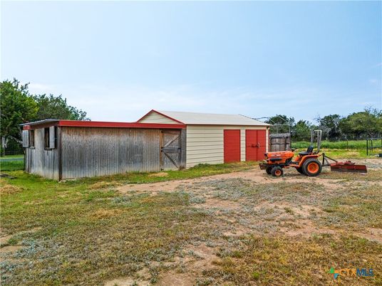 Backyard, Detached Garage, Exterior