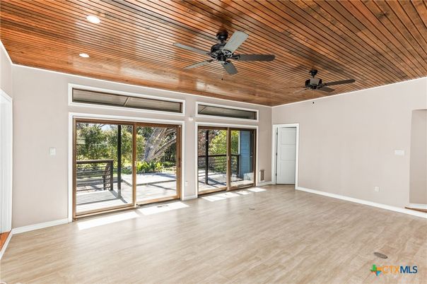 Empty room, Interior, Recessed Lighting, Wooden Ceilings, Wood Texture Flooring