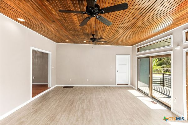 Empty room, Interior, Recessed Lighting, Wooden Ceilings, Wood Texture Flooring