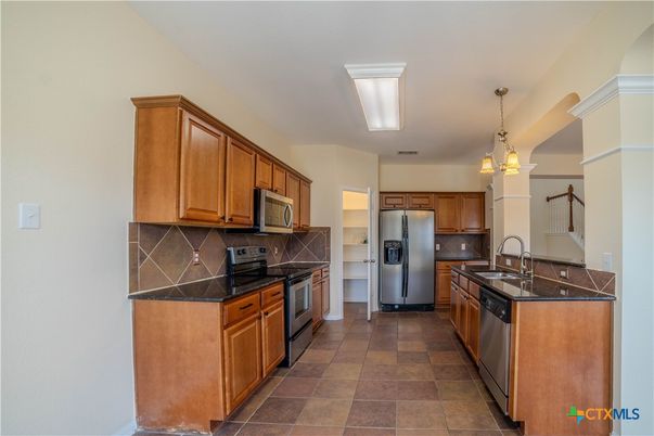 Interior, Kitchen, Pendant Lights, Stainless Steel Appliances