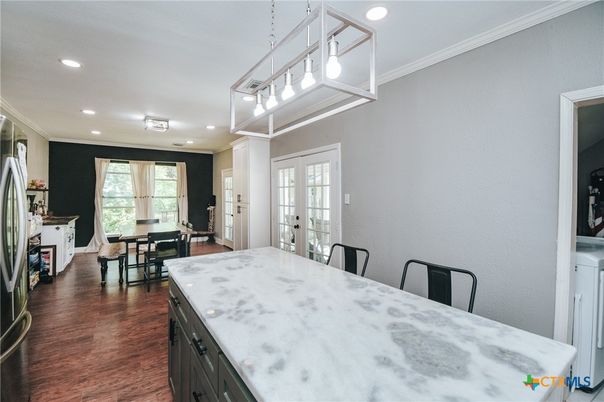 Dining room, Interior, Kitchen, Recessed Lighting, Wood Texture Flooring