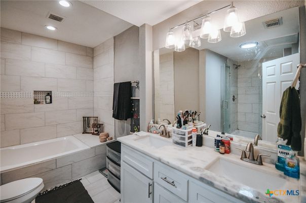 Bathroom, Dual Sink Vanities, Glass Shower, Interior, Recessed Lighting