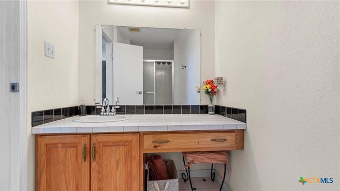 Bathroom, Interior, Tile Countertops