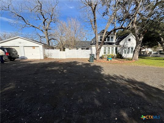 Backyard, Detached Garage, Exterior