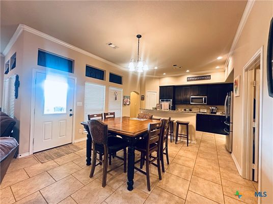 Dining room, Interior, Kitchen, Pendant Lights, Recessed Lighting