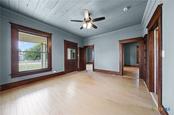Empty room, Interior, Recessed Lighting, Wood Texture Flooring, Wooden Walls