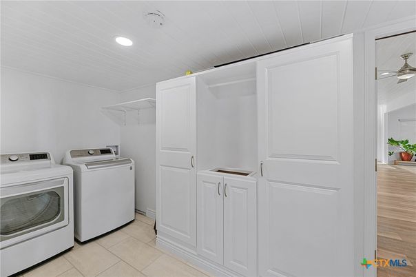 Interior, Recessed Lighting, Washer