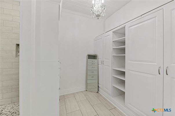 Chandelier, Interior, Walk-in Closets, Wood Texture Flooring