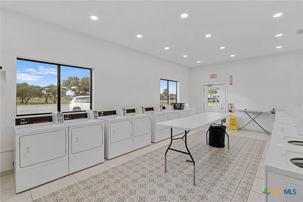 Interior, Recessed Lighting, Washer