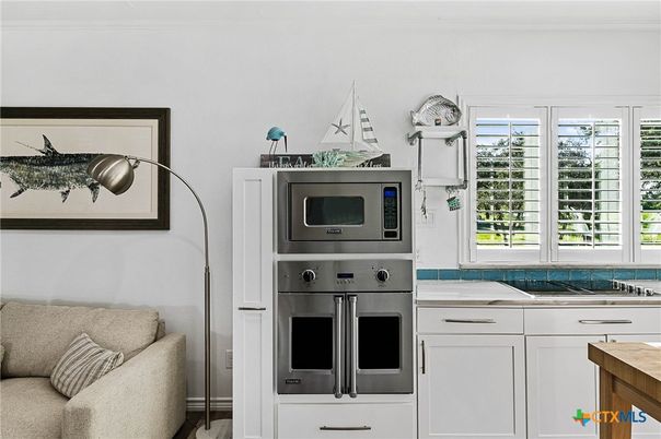 Interior, Kitchen, Stainless Steel Appliances
