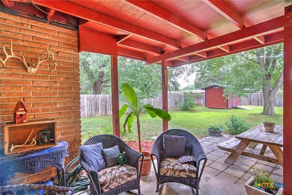Exterior, Fireplace