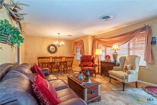 Chandelier, Dining room, Interior, Living room