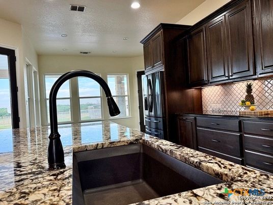 Interior, Kitchen, Recessed Lighting, Water