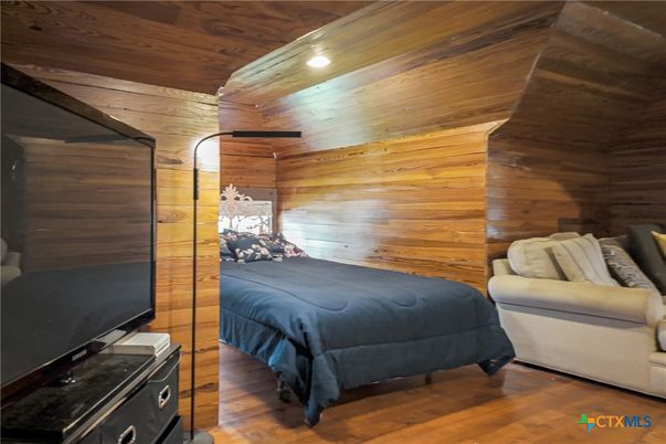 Bedroom, Interior, Recessed Lighting, Wooden Ceilings, Wood Texture Flooring, Wooden Walls