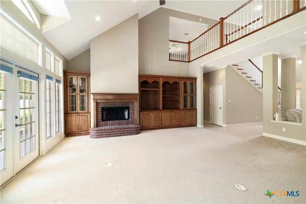 Fireplace, Interior, Recessed Lighting