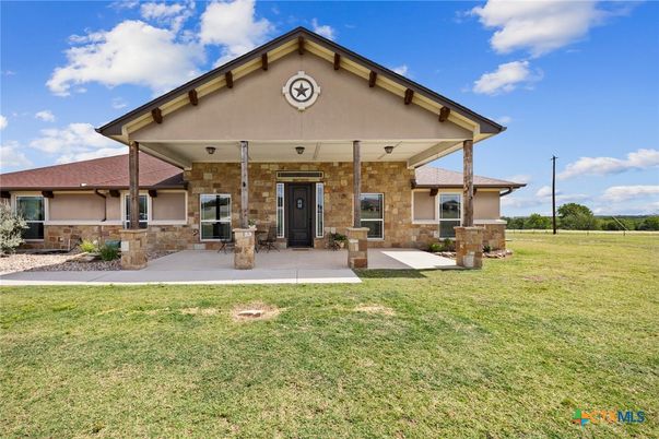 Backyard, Exterior, Facade, Brick Facade, American Craftsman