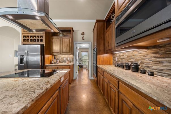 Interior, Kitchen, Stainless Steel Appliances
