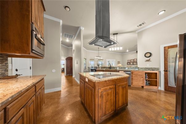 Interior, Kitchen, Pendant Lights, Recessed Lighting, Wood Texture Flooring