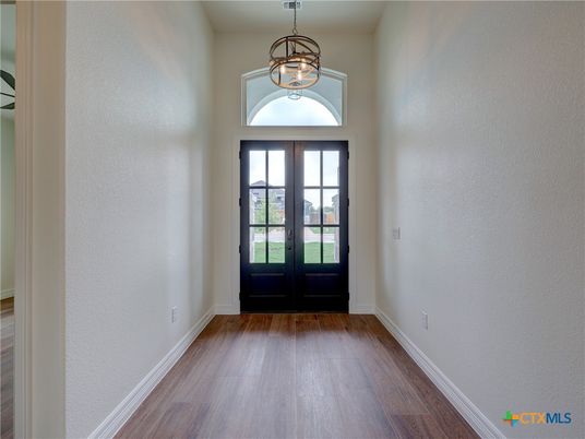 Interior, Pendant Lights, Wood Texture Flooring