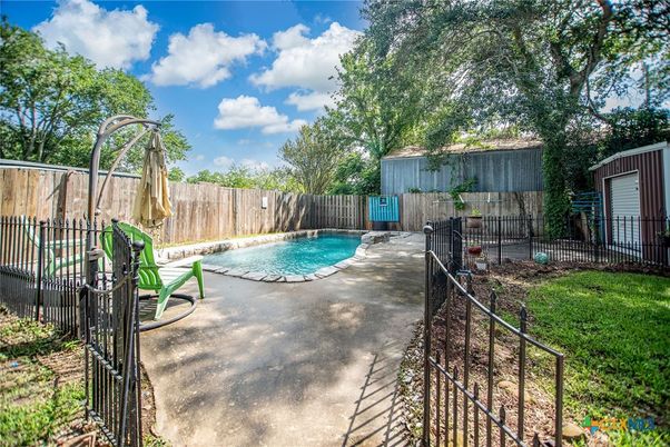 Backyard, Exterior, Pool