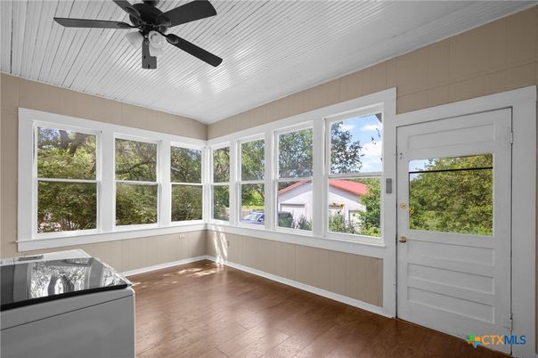 Interior, Sun Room, Wood Texture Flooring