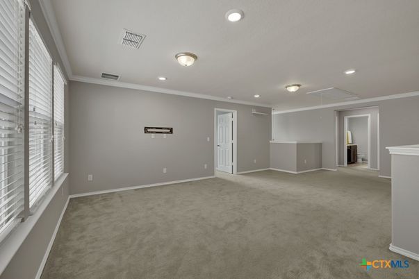 Empty room, Interior, Recessed Lighting