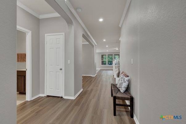 Interior, Recessed Lighting, Wood Texture Flooring