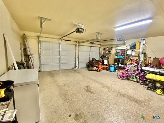 Garage, Interior