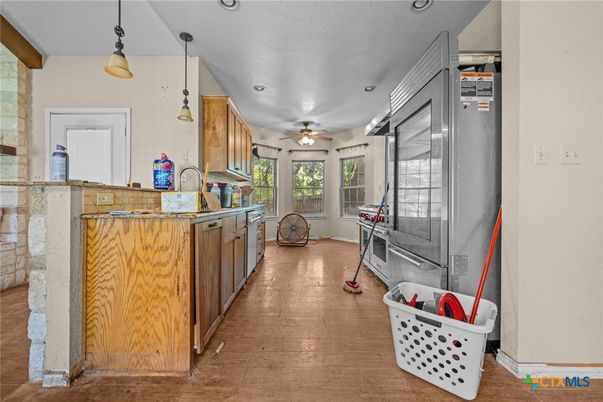 Interior, Kitchen, Pendant Lights, Recessed Lighting, Wood Texture Flooring