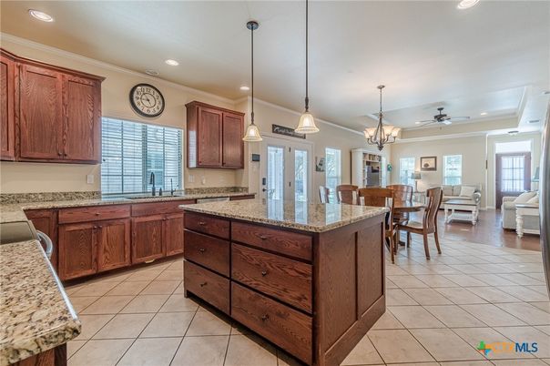 Chandelier, Dining room, Interior, Kitchen, Living room, Pendant Lights, Recessed Lighting
