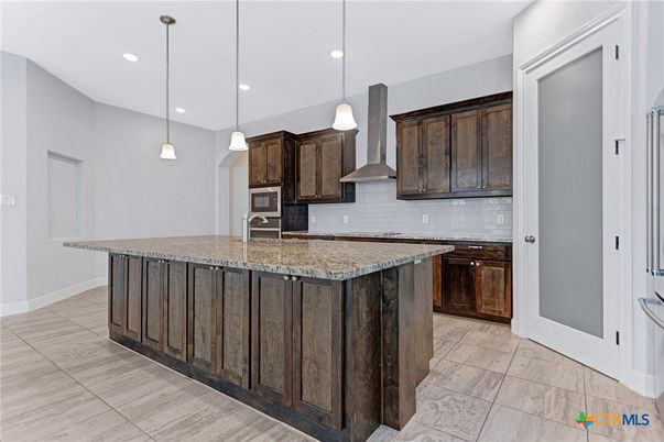 Interior, Kitchen, Pendant Lights, Recessed Lighting