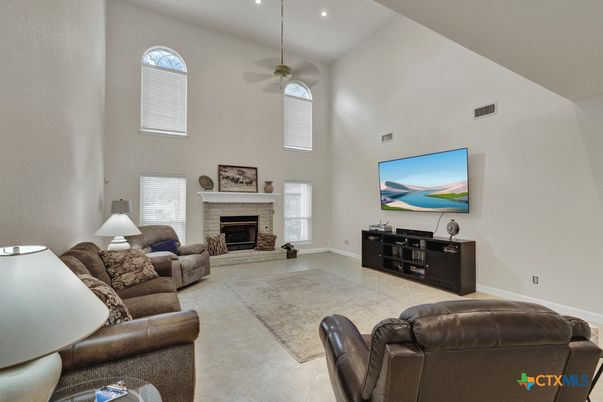 Fireplace, Interior, Living room, Recessed Lighting