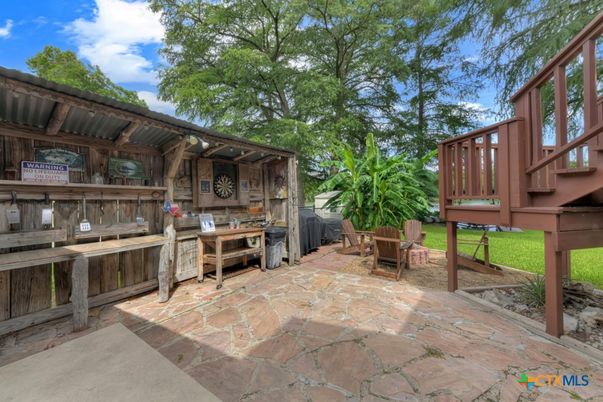 Backyard, Exterior