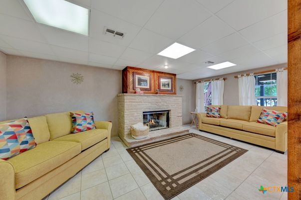 Fireplace, Interior, Living room, Recessed Lighting