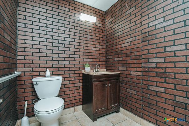 Bathroom, Interior, Stone Walls