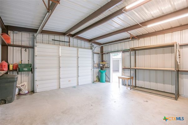 Garage, Interior