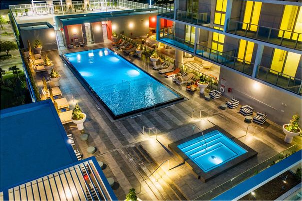 Exterior, Pool