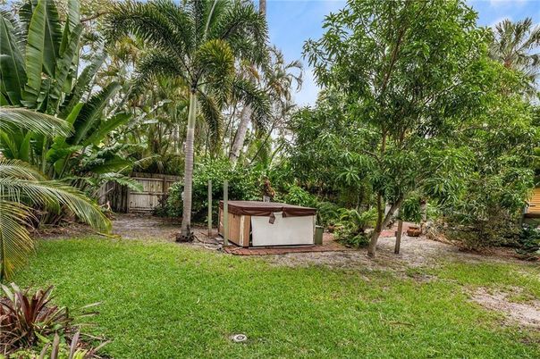 Backyard, Exterior, Hot Tub