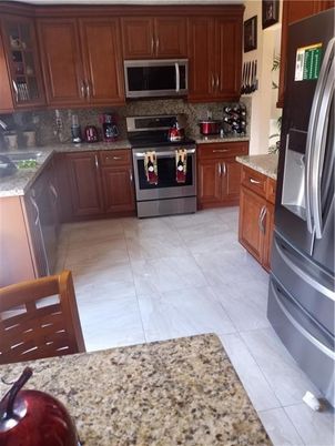 Interior, Kitchen, Marble, Stainless Steel Appliances