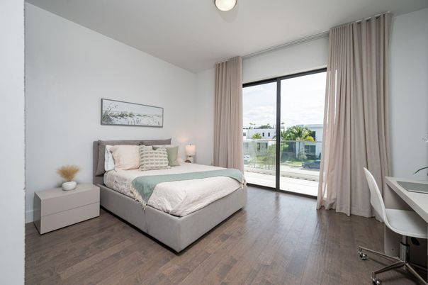 Bedroom, Home Office, Interior, Wood Texture Flooring