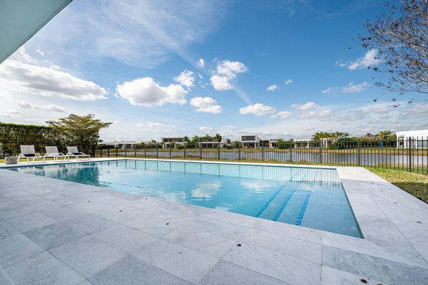 Exterior, Pool, Water