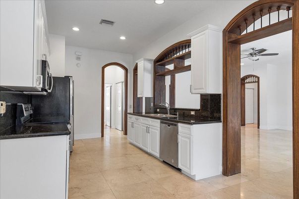 Interior, Kitchen, Recessed Lighting