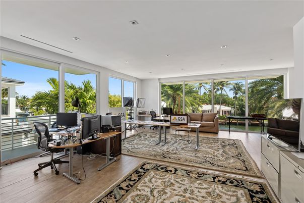 Home Office, Interior, Recessed Lighting, Wood Texture Flooring