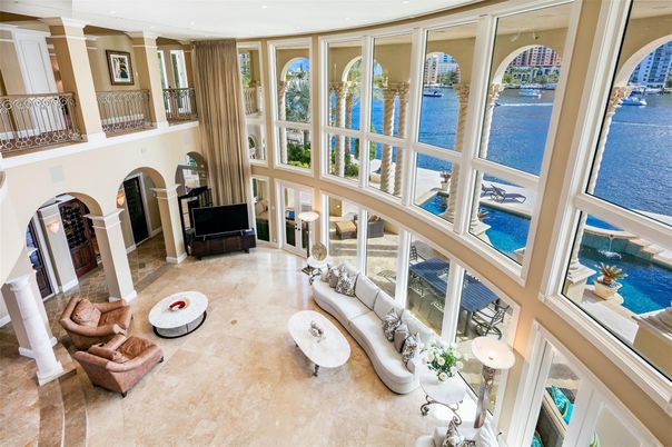 Interior, Living room, Recessed Lighting, Water