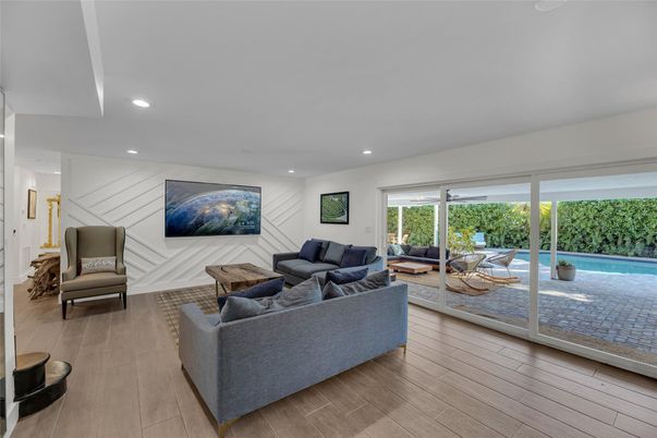 Interior, Living room, Recessed Lighting, Wood Texture Flooring