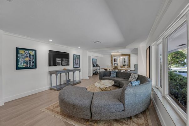 Dining room, Interior, Living room, Recessed Lighting, Wood Texture Flooring