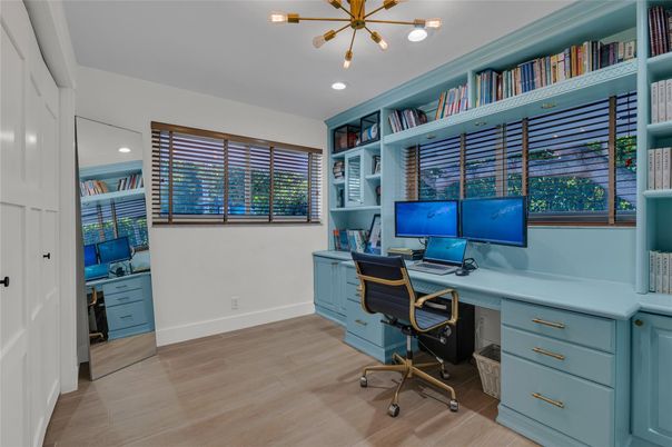 Home Office, Interior, Pendant Lights, Recessed Lighting, Wood Texture Flooring