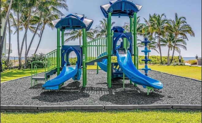 Backyard, Exterior, Playground