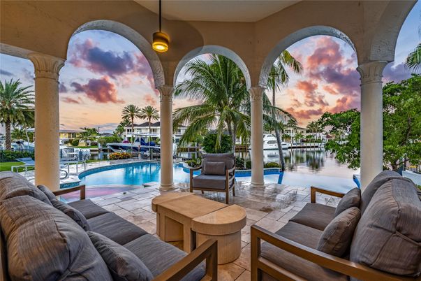 Exterior, Pool, Water
