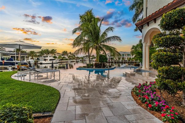 Exterior, Pool, Water